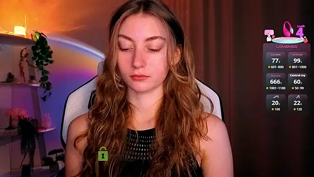 Snapshot of lady_curls chatting on March 26, 10:48 pm lady curls online show from March 26, 10:48 pm