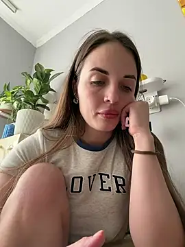 Snapshot of AmiLavs chatting on March 14, 10:42 am AmiLavs online show from March 14, 10:42 am