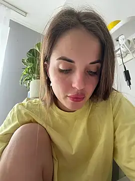 Snapshot of AmiLavs chatting on March 22, 10:07 am AmiLavs online show from March 22, 10:07 am