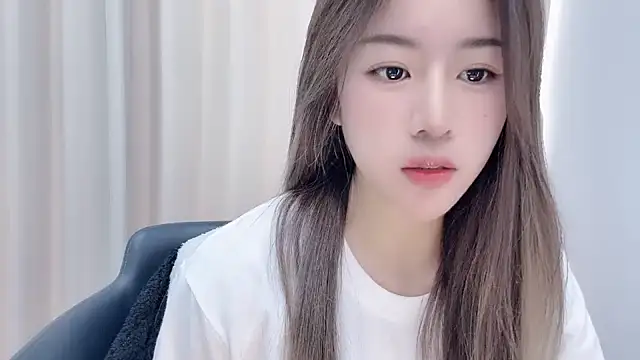 chloe-01 online show from December 4, 4:21 am