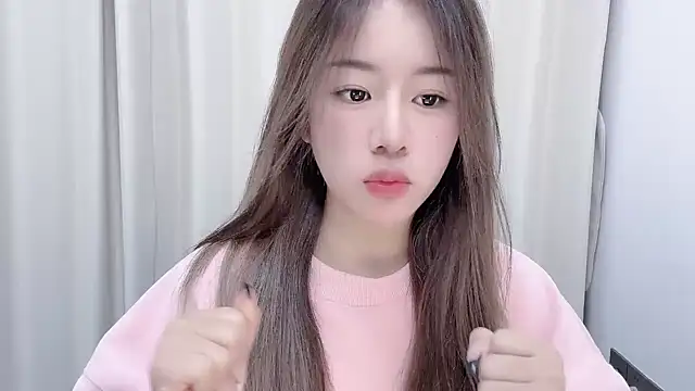 chloe-01 online show from December 9, 12:19 pm