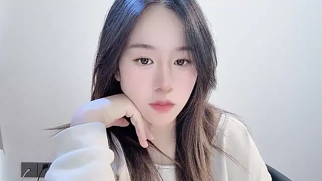 chloe-01 online show from November 27, 3:08 am