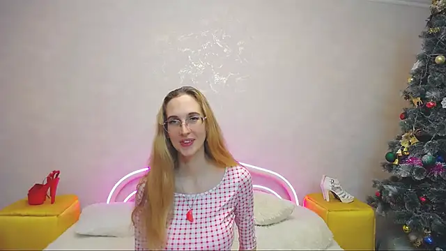 KlaryBrait online show from January 9, 5:33 pm