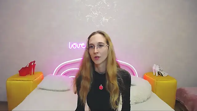 KlaryBrait online show from January 22, 11:34 am