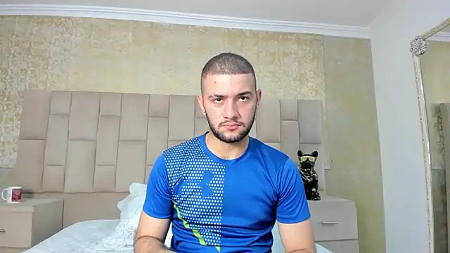 MaximusDick1  online show from October 16, 3:40 am