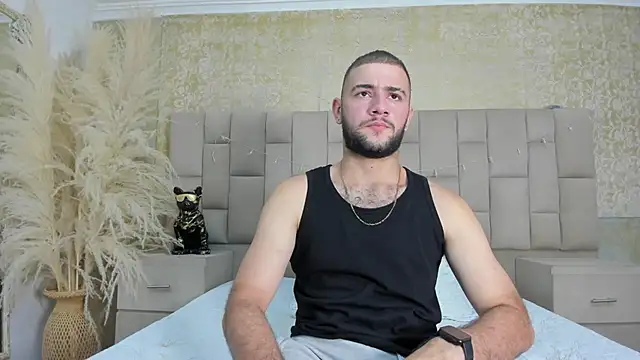 MaximusDick1  online show from December 22, 4:09 am