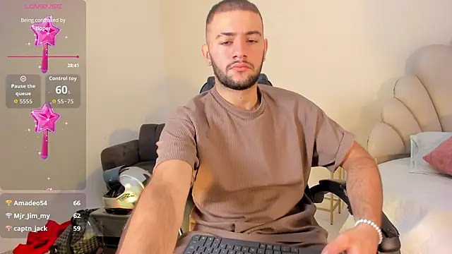 MaximusDick1  online show from July 12, 11:56 am