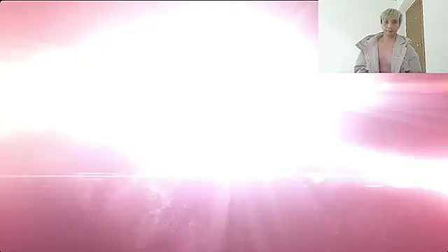 Snapshot of clisssx chatting on December 26, 11:32 am clisssx online show from December 26, 11:32 am