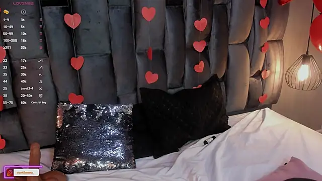 Lorena Vieira  online show from February 13, 2:12 am