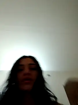Snapshot of Virgin_Pussy_Love chatting on March 3, 9:10 pm Virgin Pussy Love online show from March 3, 9:10 pm