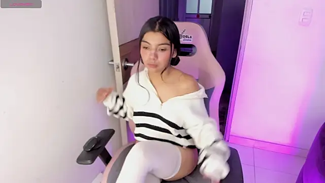 sofi soft  online show from May 22, 3:17 pm