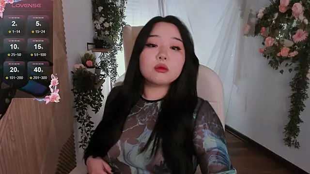 mei honey  online show from March 5, 2:45 pm