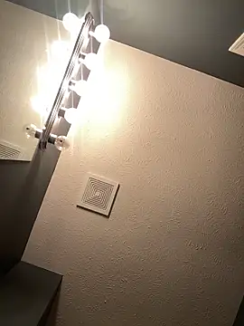 Ectorius online show from December 17, 1:50 pm