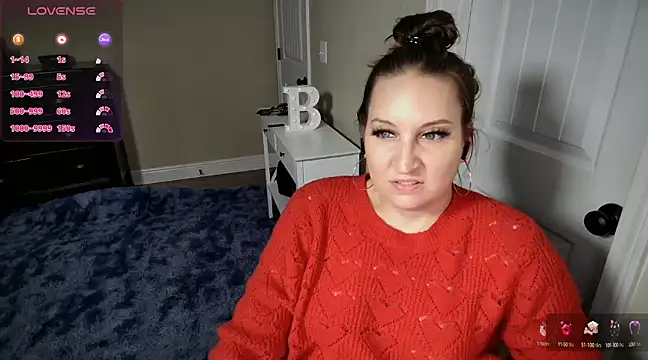 Snapshot of Brooklyn_Bee chatting on February 13, 5:16 am Brooklyn Bee online show from February 13, 5:16 am