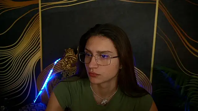 ValeryRoyale online show from January 25, 12:05 pm