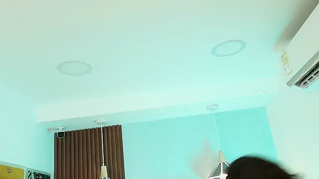 Dalila Sky online show from October 8, 6:05 pm