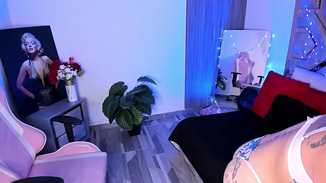 Snapshot of BRITHANY_SPARK chatting on January 6, 7:13 pm BRITHANY SPARK online show from January 6, 7:13 pm