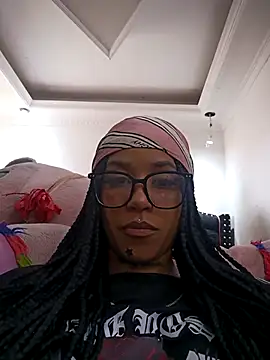 Snapshot of devi_black13_ chatting on March 18, 7:17 pm devi black13 online show from March 18, 7:17 pm