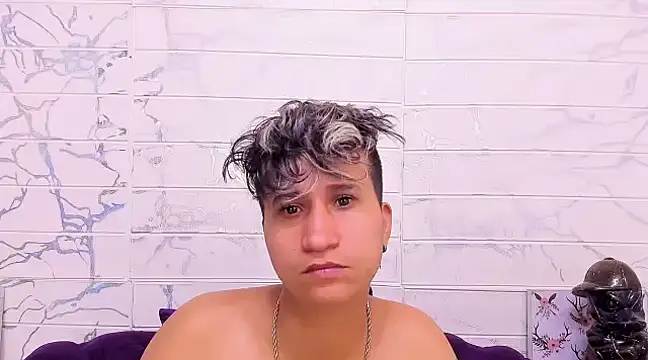 Snapshot of Im_Milan_Rs chatting on February 20, 10:05 am Im Milan Rs online show from February 20, 10:05 am