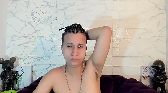 Snapshot of Im_Milan_Rs chatting on February 27, 10:26 am Im Milan Rs online show from February 27, 10:26 am