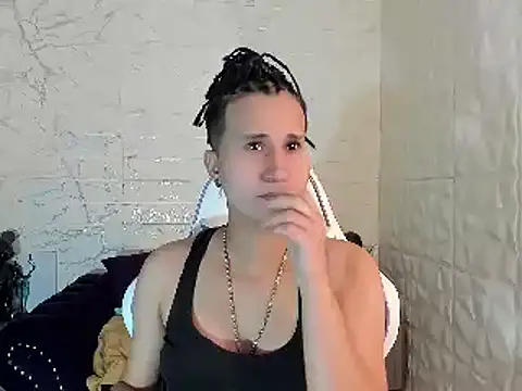 Snapshot of Im_Milan_Rs chatting on February 28, 3:48 am Im Milan Rs online show from February 28, 3:48 am