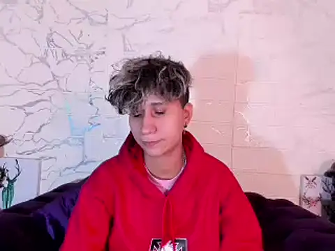 Snapshot of Im_Milan_Rs chatting on March 15, 2:03 am Im Milan Rs online show from March 15, 2:03 am