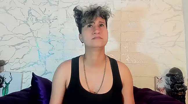 Snapshot of Im_Milan_Rs chatting on March 17, 1:03 am Im Milan Rs online show from March 17, 1:03 am