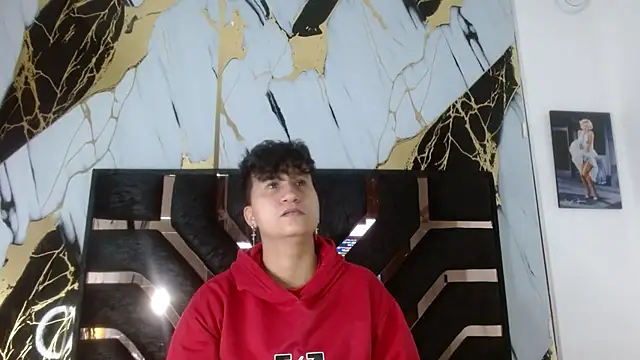 Snapshot of Im_Milan_Rs chatting on September 16, 2:23 am Im Milan Rs online show from September 16, 2:23 am