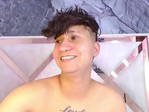 Snapshot of Im_Milan_Rs chatting on October 11, 3:28 am Im Milan Rs online show from October 11, 3:28 am