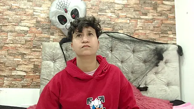 Snapshot of Im_Milan_Rs chatting on October 25, 3:25 am Im Milan Rs online show from October 25, 3:25 am