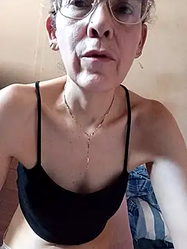 NanitaFun online show from April 12, 4:34 pm