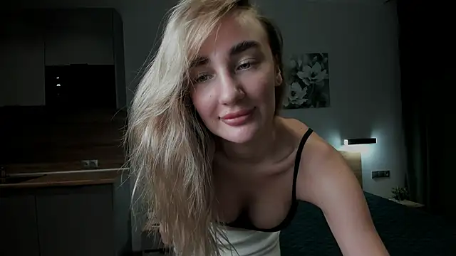Snapshot of chloewallace chatting on December 2, 6:54 pm chloewallace online show from December 2, 6:54 pm