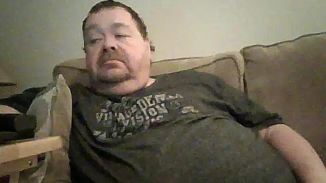 Snapshot of hitman_35 chatting on March 4, 4:51 am hitman 35 online show from March 4, 4:51 am