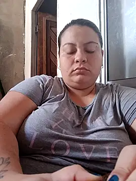 Snapshot of carola_hotwife chatting on September 27, 10:53 am carola hotwife online show from September 27, 10:53 am