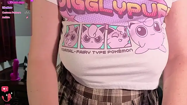 Snapshot of TheGothMilf chatting on September 18, 4:47 am TheGothMilf online show from September 18, 4:47 am