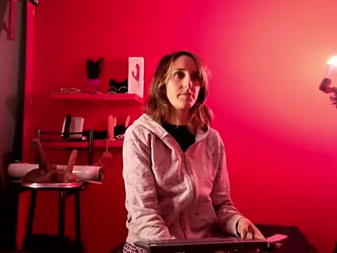 Ambar Roux  online show from December 18, 7:36 am