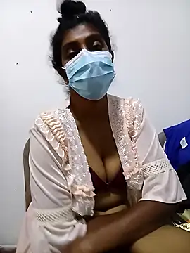 Snapshot of Amaaya_Baby chatting on December 16, 11:12 am Amaaya Baby online show from December 16, 11:12 am