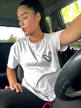  Luana online show from November 5, 7:47 pm