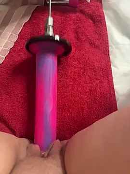 luisa1 online show from November 28, 8:00 pm