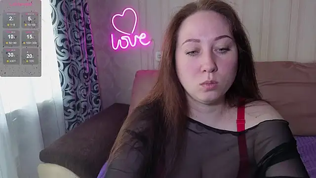KellyCrystall online show from May 3, 8:42 am