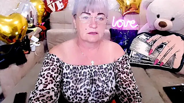 SiberiabBerry online show from June 6, 3:11 am
