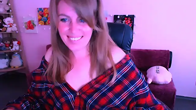 Hot Milady online show from June 3, 7:44 am