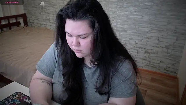 Snapshot of NicaMeow chatting on February 7, 8:11 am NicaMeow online show from February 7, 8:11 am