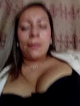 Snapshot of Katalina_S3xy chatting on October 11, 8:40 pm Katalina S3xy online show from October 11, 8:40 pm