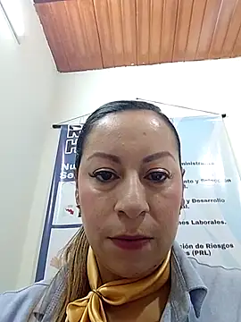 Snapshot of Katalina_S3xy chatting on October 17, 12:52 pm Katalina S3xy online show from October 17, 12:52 pm