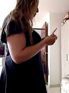 Katalina S3xy online show from December 16, 11:59 am