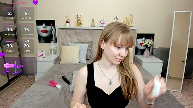 KattyPeachX online show from March 17, 6:07 am