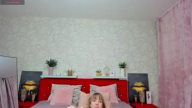 KattyPeachX online show from June 2, 1:07 am