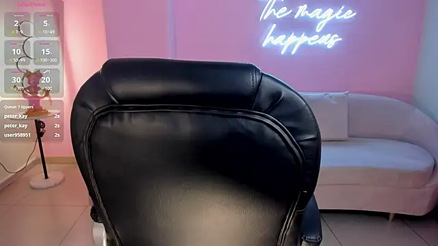 Snapshot of ValeriaRoldanX chatting on February 19, 6:22 am ValeriaRoldanX online show from February 19, 6:22 am