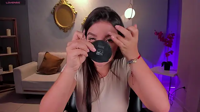 ValeriaRoldanX online show from February 5, 11:48 am